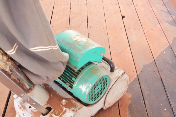Cost of Cedar Deck Sanding in Champaign